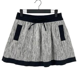 New skirt Banana Republic